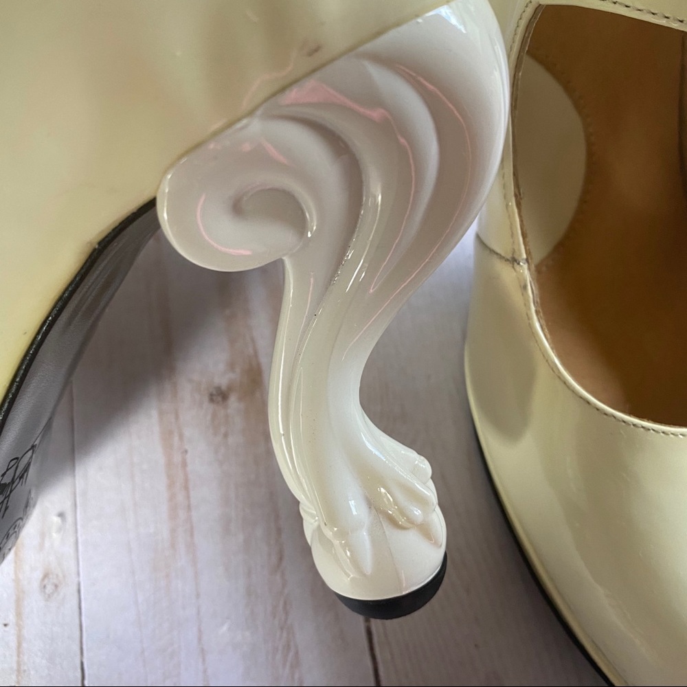 Fluevog “Elizabeth” claw heels - Picture 3 of 13